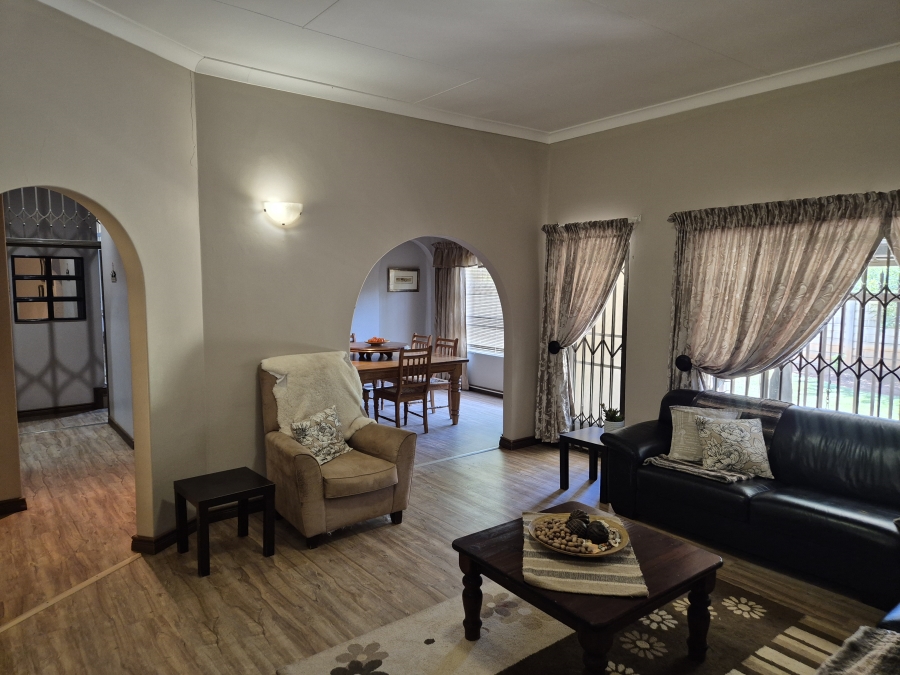 4 Bedroom Property for Sale in Wilkoppies North West
